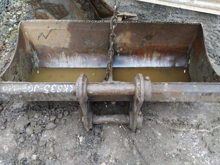 KKS35-JCB-180