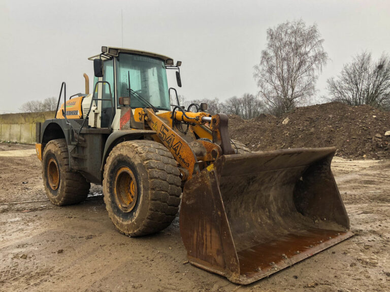 Frontaallaadur LIEBHERR L544 – 2555TE