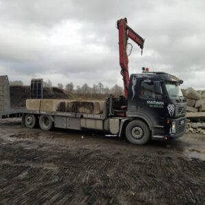 Volvo FM-300 kraana ja vintsiga platvormtreiler - kuni 12,3 tonni