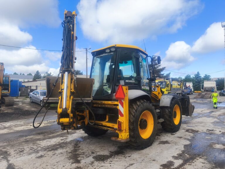JCB 4CX 14HFWE – 2015.a. (9874TE)