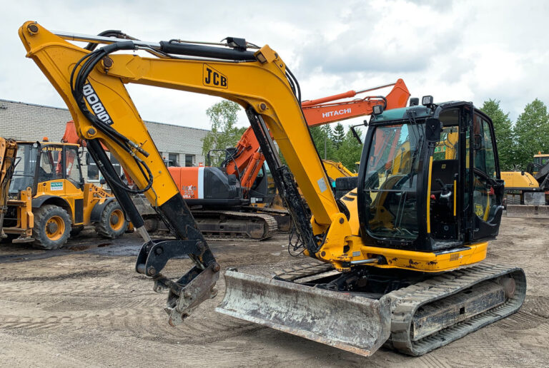 JCB 8085 ZTS 13JCB – Kummilindid